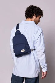 Hindbag Felix Umhängetasche – Marineblau