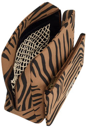 Hindbag Alix Extra große Kulturtasche – Zimt-Zebra-Braun