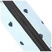 Roka Tate Kleine Baumwoll-Canvas-Tasche – Herzdruck blau