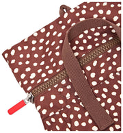 Roka Canfield B Kleiner Rucksack aus recyceltem Canvas – Brauner Fleck