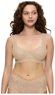 Triumph Amourette gepolsterter Spitzen-BH mit Bügel – Hautbeige
