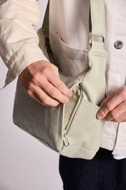 Hindbag Emile Umhängetasche mit mehreren Taschen – Tongrün