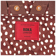 Roka Canfield B Mittelgroßer Rucksack aus recyceltem Canvas – Brauner Fleck