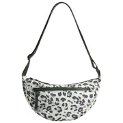 Hunter Original Snow Leopard Sling Bag – Weiß/Schwarz