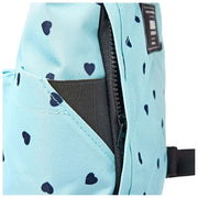 Roka Canfield B Kleiner Rucksack aus recyceltem Canvas – Herzmuster blau