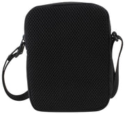 Fred Perry Kleine Seitentasche aus Crinkle-Nylon – Schwarz