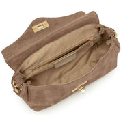 Elie Beaumont Midi-Twist-Tasche aus Wildleder – Nerzbeige