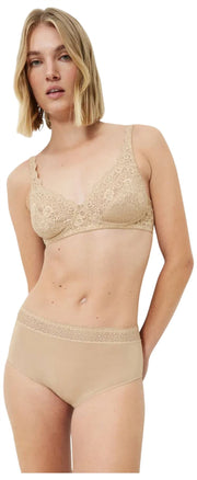 Triumph Amourette BH ohne Bügel – Hautbeige