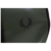 Fred Perry Klassische Fasstasche – Lorbeerkranzgrün/Schwarz
