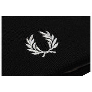 Fred Perry Klassische Mütze aus Merinowolle – Schwarz/Schneeweiß