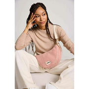 Hindbag Andrea Teddy Half Moon Bag – Puderrosa