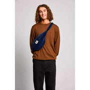 Hindbag Sasha Große Bauchtasche – Samt Marineblau