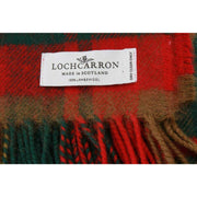 Locharron of Scotland Borders Maple Leaf Lammwolldecke – Rot/Dunkelgrün