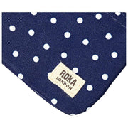 Roka Kleine Carnaby-Geldbörse aus recyceltem Canvas – Navy Polka Dot