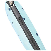 Roka Carnaby XL Umhängetasche aus recyceltem Canvas – Blau/Blaue Herzen