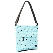 Roka Kennington B Mittelgroße Umhängetasche aus recyceltem Canvas – Blau/Blaue Herzen