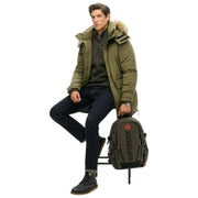 Superdry & Co Tarp bestickter Rucksack – Olivgrün