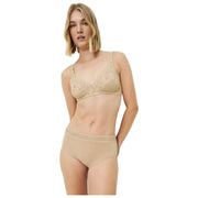 Triumph Amourette BH ohne Bügel – Hautbeige