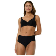 Triumph Amourette gepolsterter Spitzen-BH mit Bügel – Schwarz